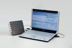 小型4ch振動・騒音解析システム AD-3661