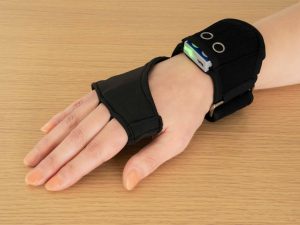 スキノス　手袋型センサ